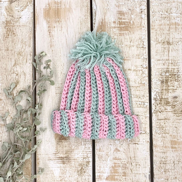 Crocheted beanie: Newborn