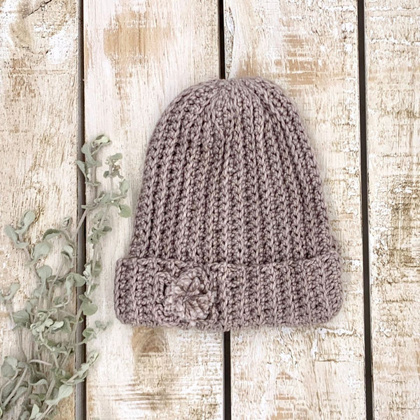 Crocheted beanie: 3-6 Months