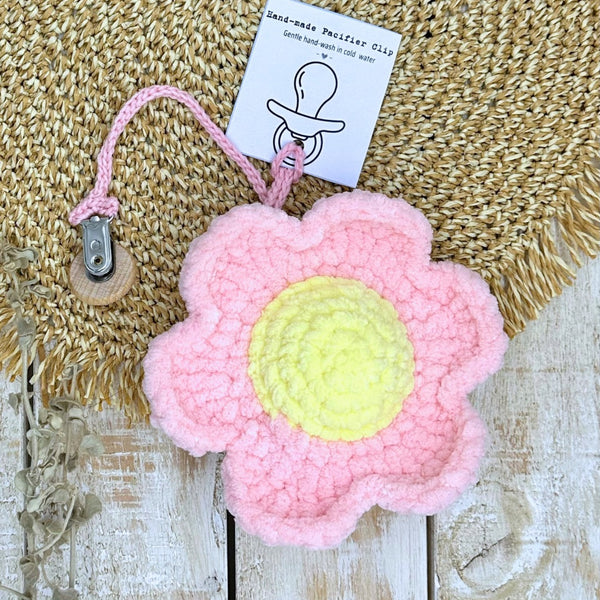 Daisy pacifier chain