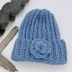 Crocheted beanie: Newborn