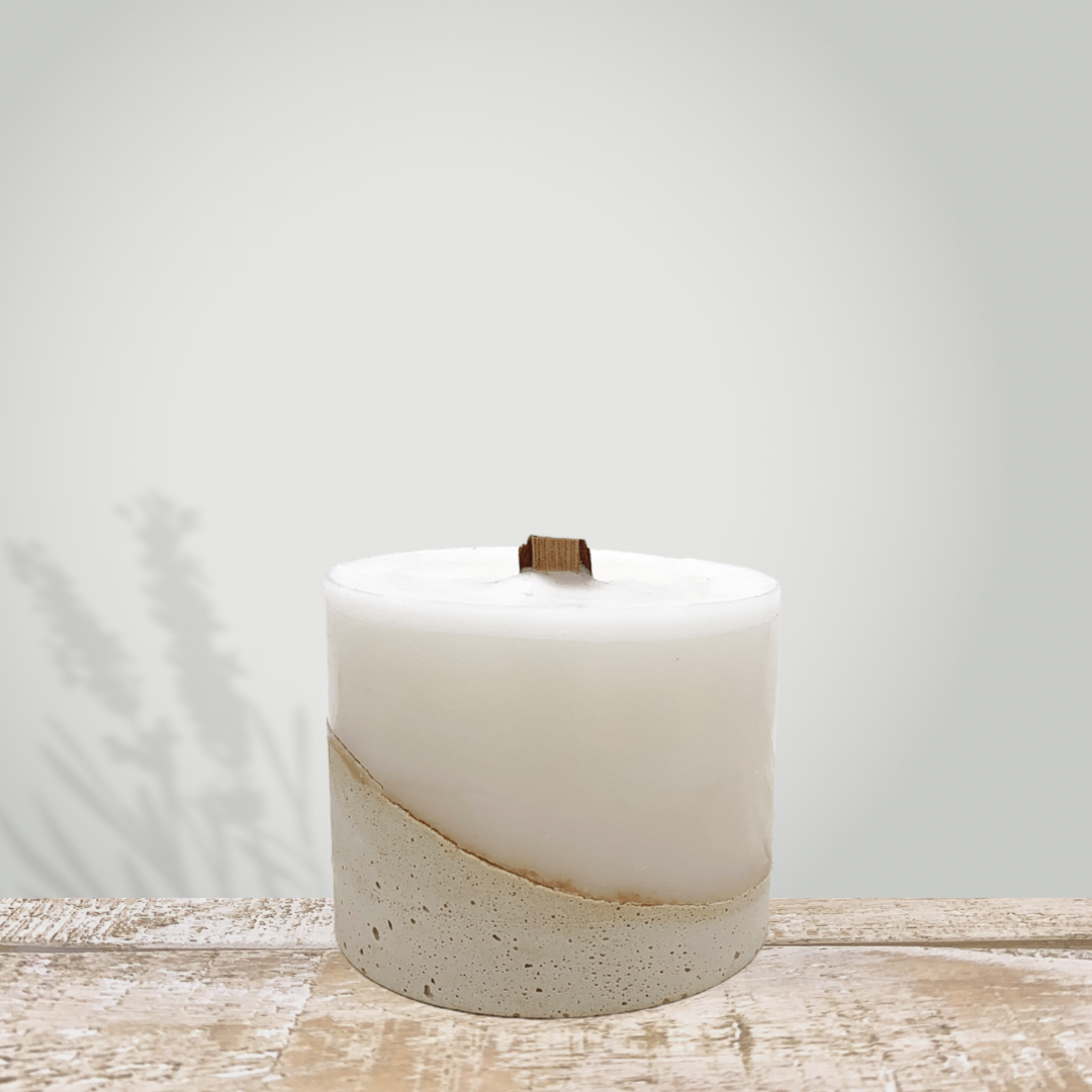 Merlot Concrete Candle - 5 x 8 cm