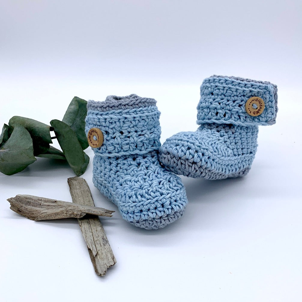 Chunky wrap booties: 0-3 Months